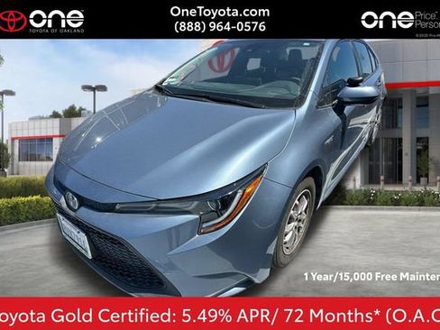 Used 2021 Toyota Corolla LE w/ Carpet Mat Package (TMS) FWD image 1