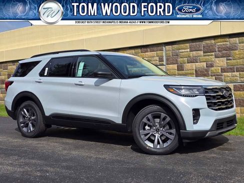 New 2026 Ford Explorer Active image 1