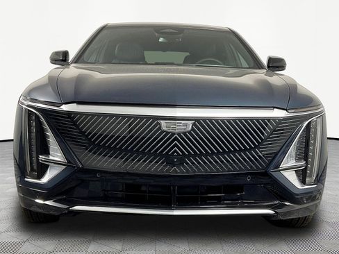 New 2026 Cadillac Lyriq Luxury AWD/4WD image 3