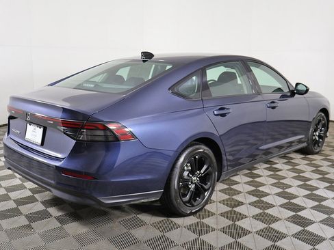 Certified 2025 Honda Accord SE image 10