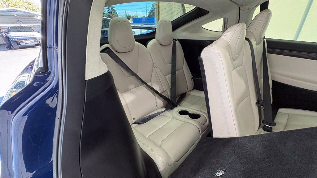 Used 2019 Tesla Model X 75D AWD/4WD image 32