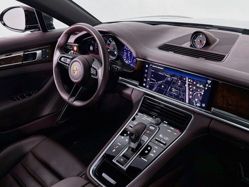 Used 2023 Porsche Panamera Platinum Edition RWD image 16