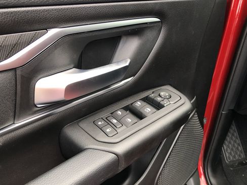 New 2026 RAM 1500 4x4 Crew Cab image 12