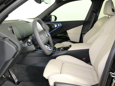 New 2026 BMW X3 xDrive30 w/ M Sport Package image 24