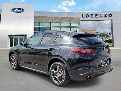 Used 2023 Alfa Romeo Stelvio Sprint RWD image 7