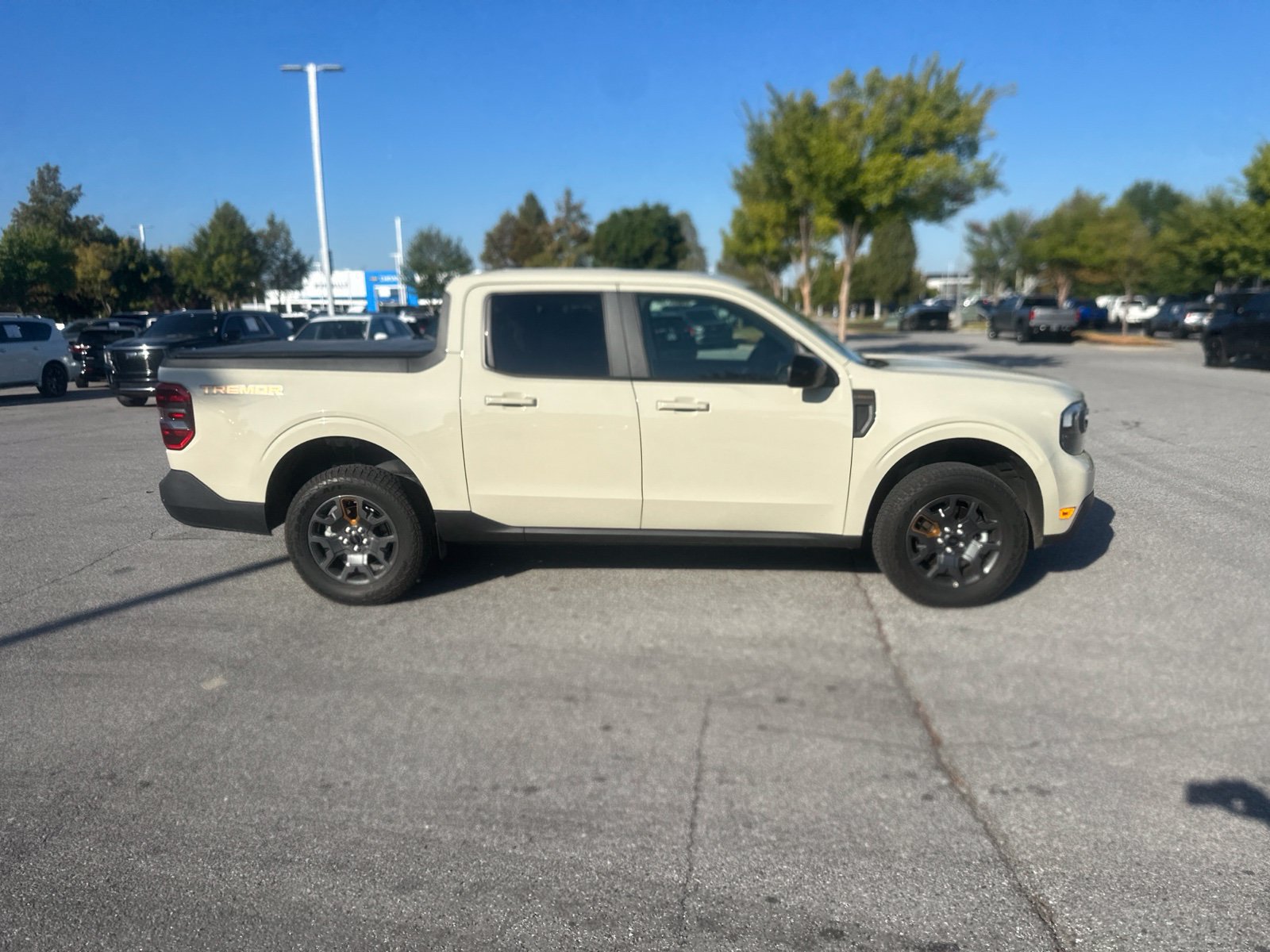 Used 2024 Ford Maverick Tremor w/ Tremor Off-Road Package AWD/4WD image 4