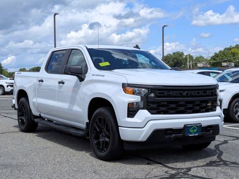 Certified 2023 Chevrolet Silverado 1500 Custom AWD/4WD image 3