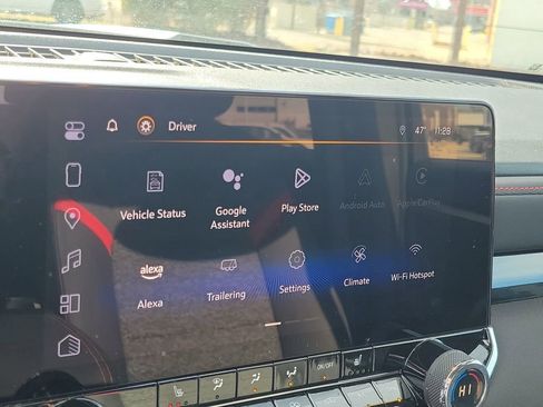 Used 2024 Chevrolet Colorado Z71 w/ Z71 Convenience Package 2 image 27