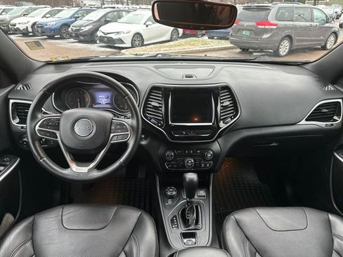 Used 2019 Jeep Cherokee High Altitude image 9