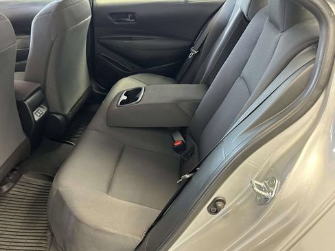 Used 2025 Toyota Corolla LE FWD image 14