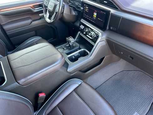Used 2023 GMC Sierra 1500 Denali AWD/4WD image 14