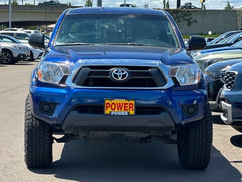 Used 2015 Toyota Tacoma PreRunner w/ SR5 Package RWD image 9