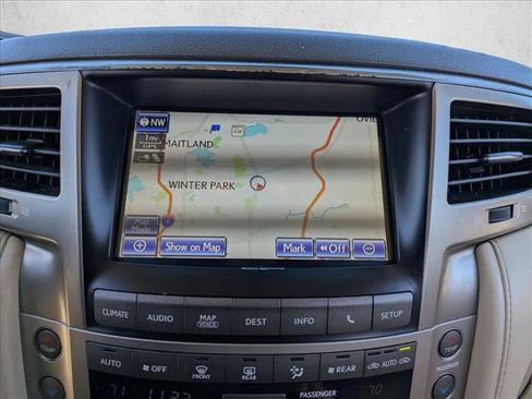 Used 2015 Lexus LX 570 image 13