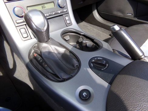 Used 2006 Chevrolet Corvette Convertible w/ Preferred Equipment Group RWD image 20