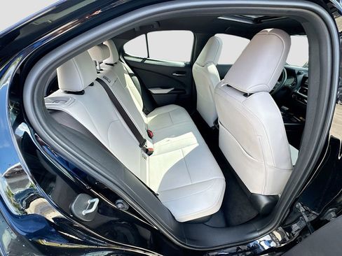 Used 2024 Lexus UX 250h FWD w/ Premium Package image 31