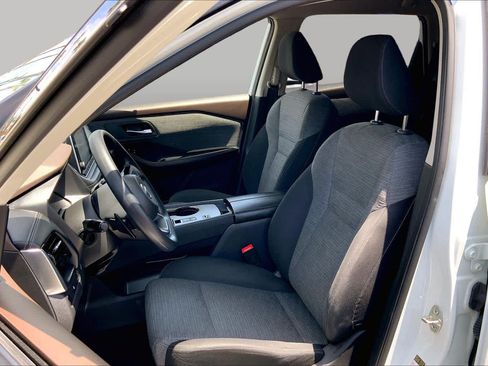 Used 2021 Nissan Rogue SV FWD image 7