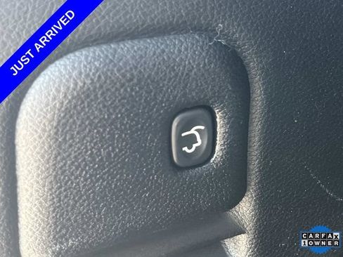Used 2019 Jeep Grand Cherokee Laredo w/ Laredo X Package RWD image 13