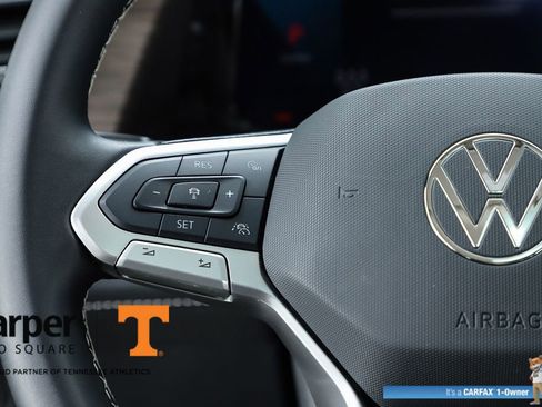 Used 2025 Volkswagen Atlas SEL image 21