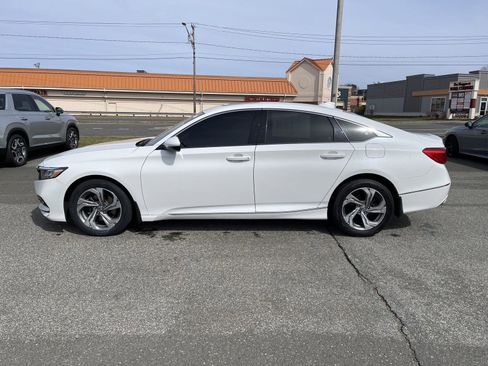 Used 2018 Honda Accord EX-L image 18