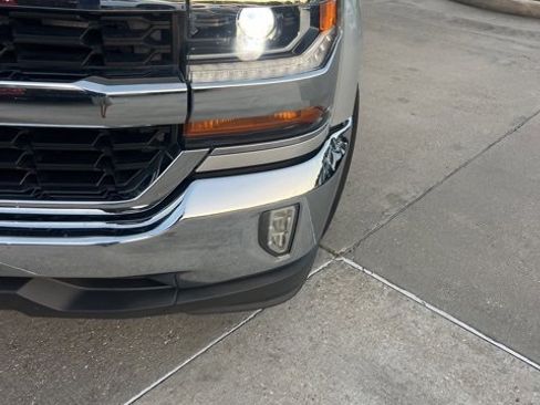 Used 2018 Chevrolet Silverado 1500 LT w/ Texas Edition image 12