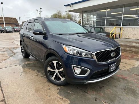 Used 2016 Kia Sorento EX image 1