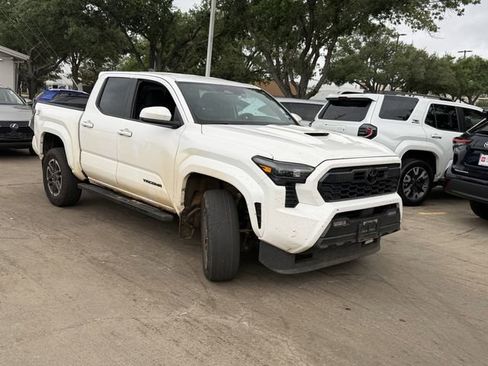 Certified 2024 Toyota Tacoma TRD Sport RWD image 3