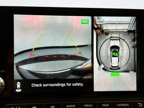 Used 2022 Mitsubishi Outlander SE image 16