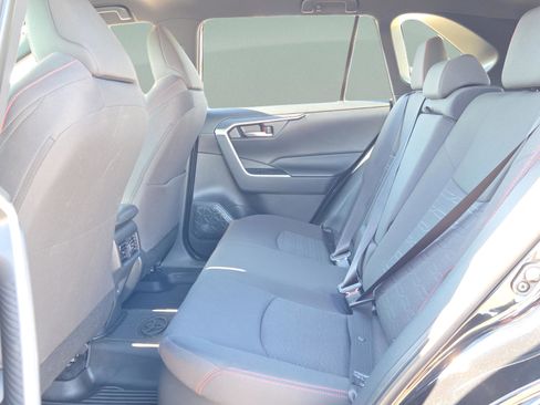 Certified 2025 Toyota RAV4 SE image 17