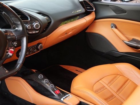 Used 2016 Ferrari 488 GTB image 13