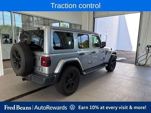 Used 2020 Jeep Wrangler Unlimited Sahara AWD/4WD image 7