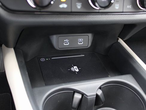 New 2026 Honda HR-V LX image 35