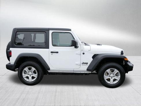 Used 2022 Jeep Wrangler Sport S image 8