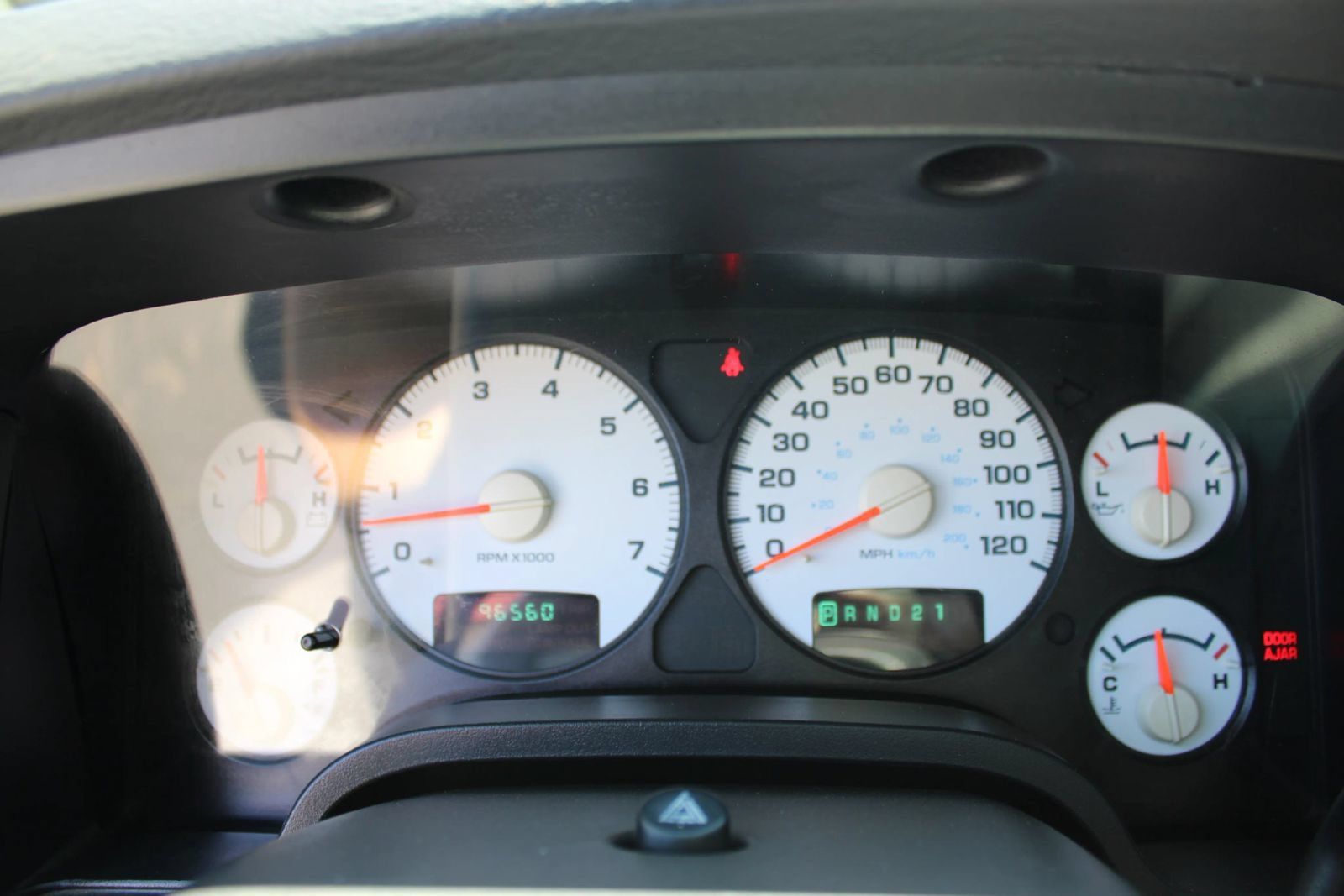 Used 2004 Dodge Ram 1500 Truck ST RWD image 18