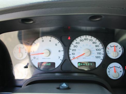Used 2004 Dodge Ram 1500 Truck ST RWD image 18