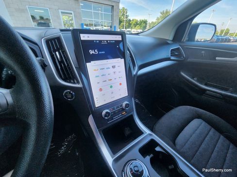 Used 2024 Ford Edge SE AWD/4WD image 32