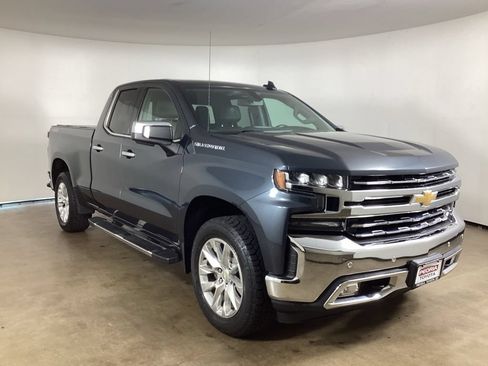 Used 2019 Chevrolet Silverado 1500 LTZ w/ LTZ Plus Package AWD/4WD image 3