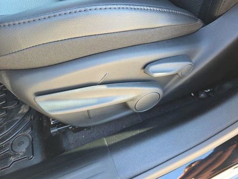 New 2026 Jeep Compass Latitude image 19