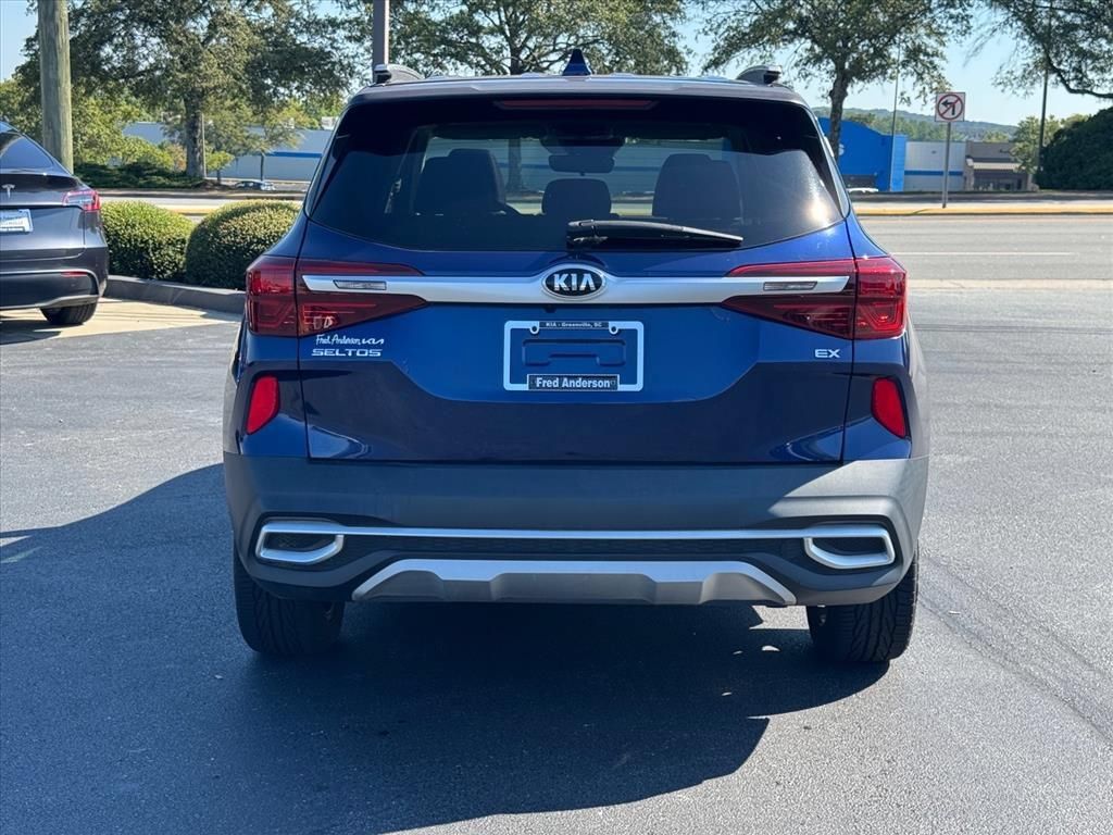 Certified 2021 Kia Seltos EX AWD/4WD image 4