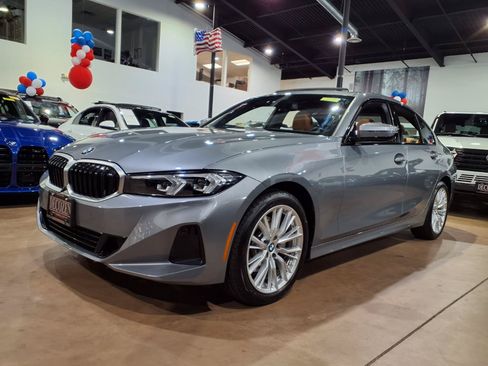 Used 2023 BMW 330i xDrive Sedan w/ Premium Package AWD/4WD image 3