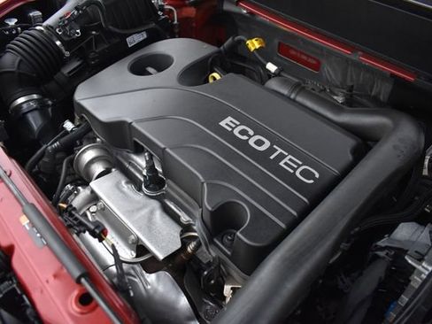 Certified 2022 Chevrolet Equinox RS w/ RS Leather Package image 36