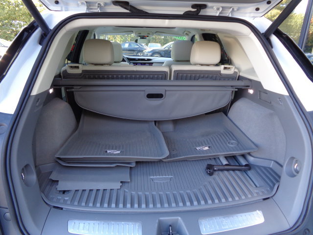 Used 2025 Cadillac XT5 Premium Luxury w/ LPO, Floor Liner Package AWD/4WD image 20