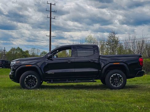 New 2026 GMC Canyon AT4 w/ Technology Plus Package AWD/4WD image 8