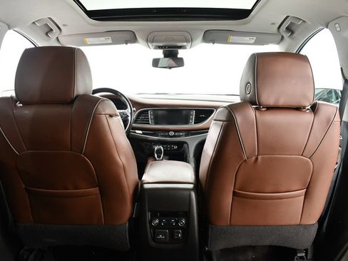 Used 2019 Buick Enclave Avenir AWD/4WD image 17