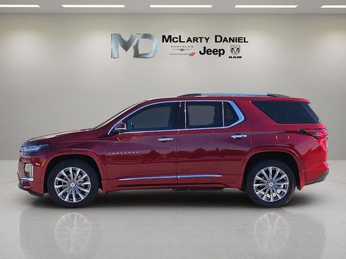 Used 2022 Chevrolet Traverse Premier image 3
