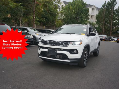 Used 2023 Jeep Compass Limited AWD/4WD image 1