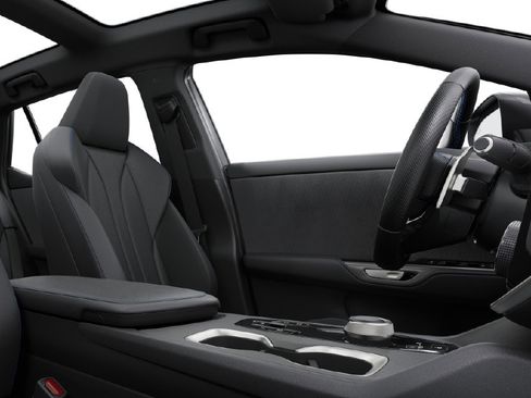 New 2026 Lexus RZ 450e AWD image 7