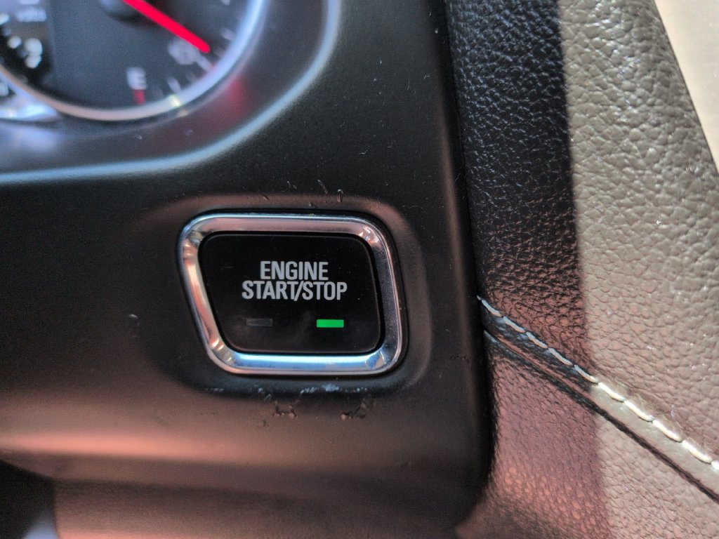 Used 2019 GMC Acadia Denali AWD/4WD image 18