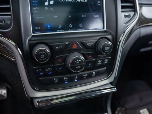 Used 2018 Jeep Grand Cherokee Trackhawk AWD/4WD image 28