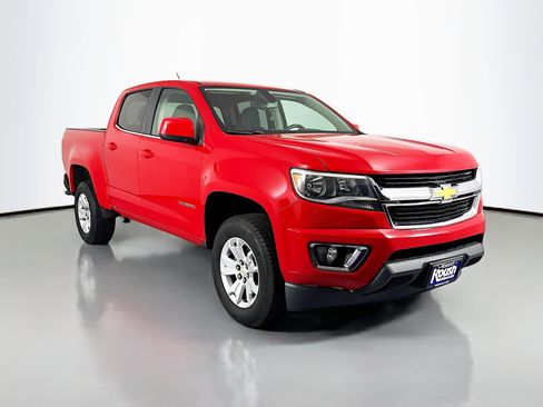 Used 2015 Chevrolet Colorado LT w/ LT Convenience Package image 3