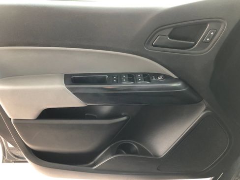 Used 2020 Chevrolet Colorado W/T w/ WT Convenience Package AWD/4WD image 30